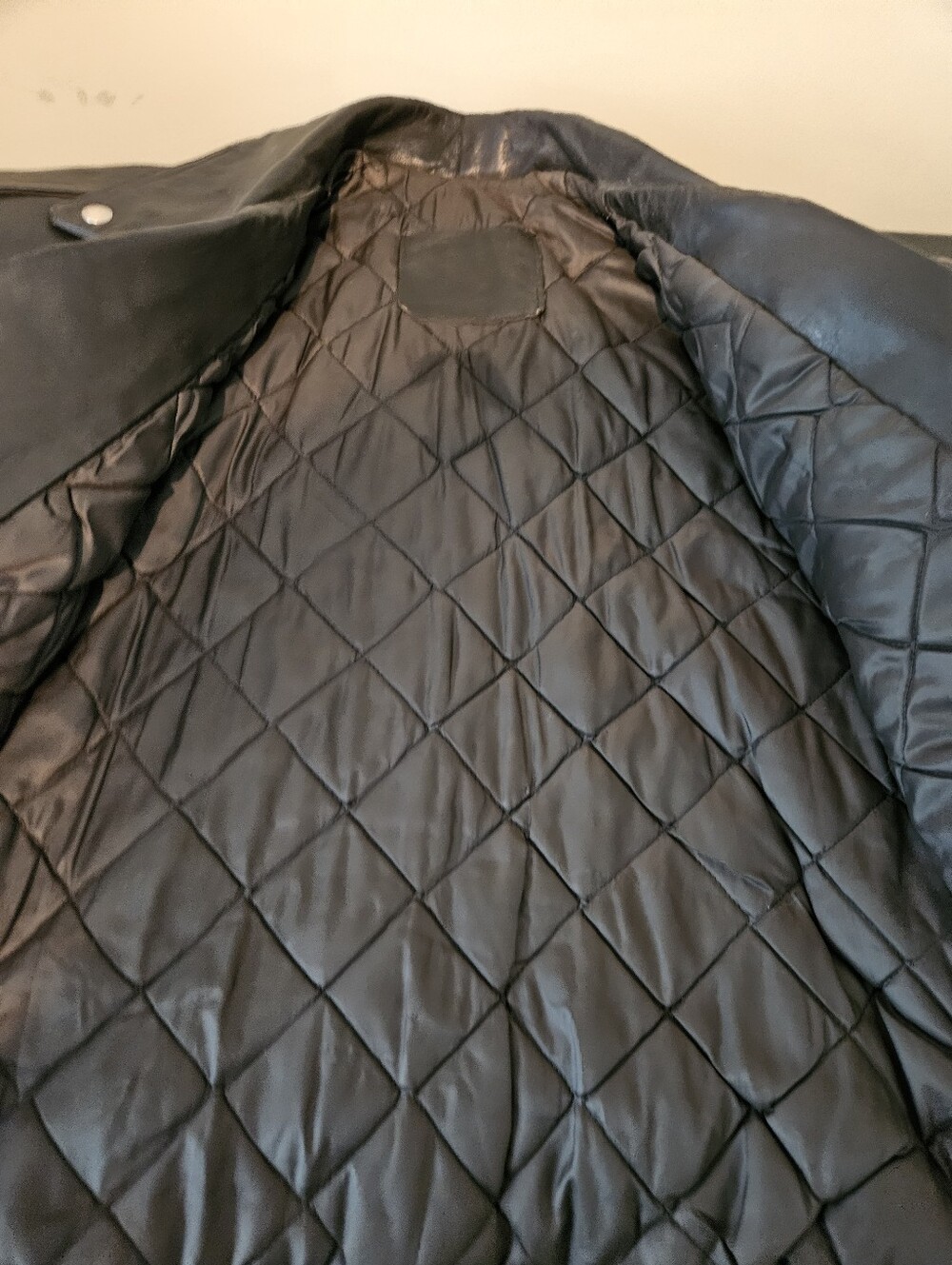Vintage Screaming Eagle Leather Bomber Jacket - Picture 7 of 16